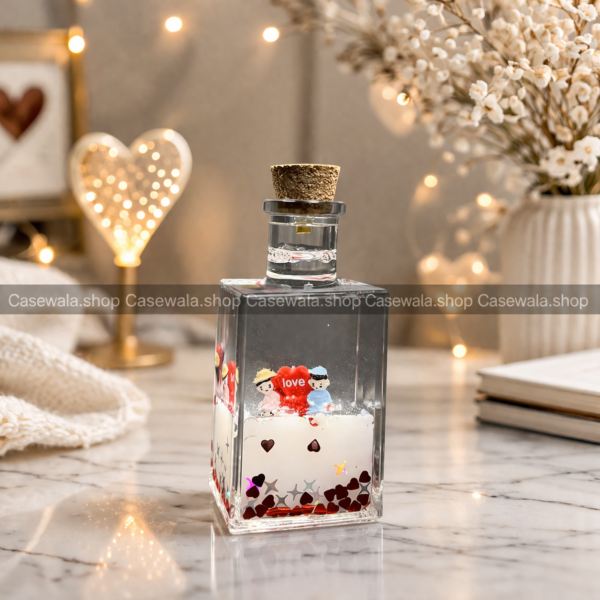 ❤️ Love Theme Liquid Shaker Mini Gift – Romantic Couple & Heart Glitter Showpiece ✨🎁